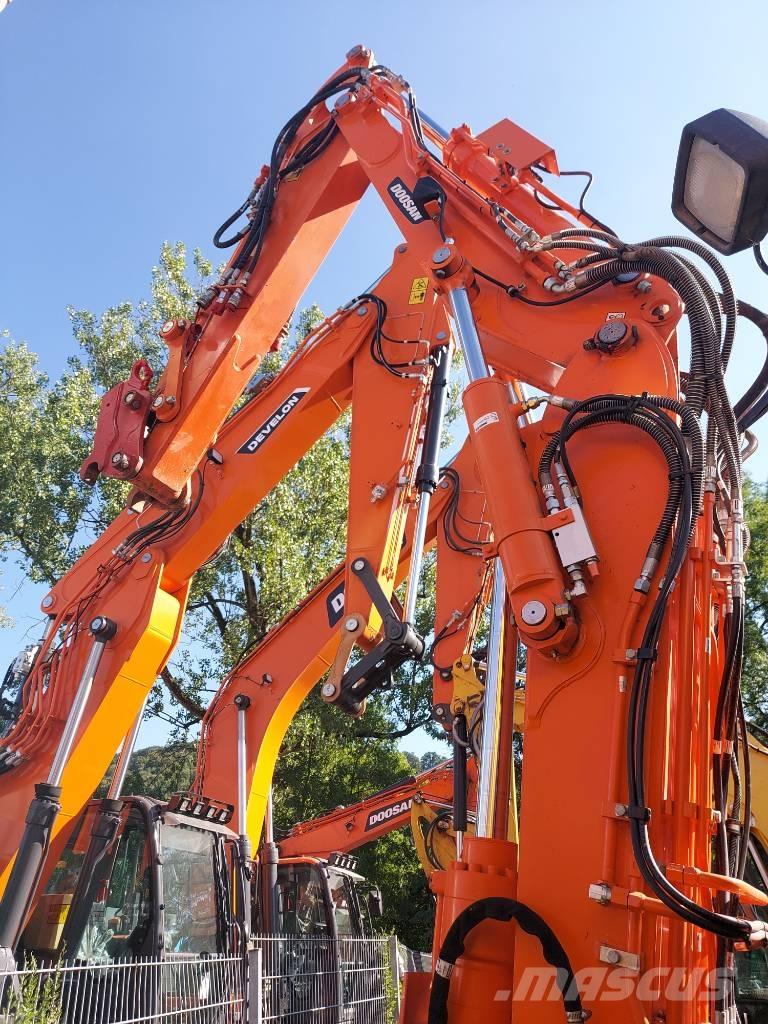 Develon DX 85 R-3 Midigrävmaskiner 7t - 12t