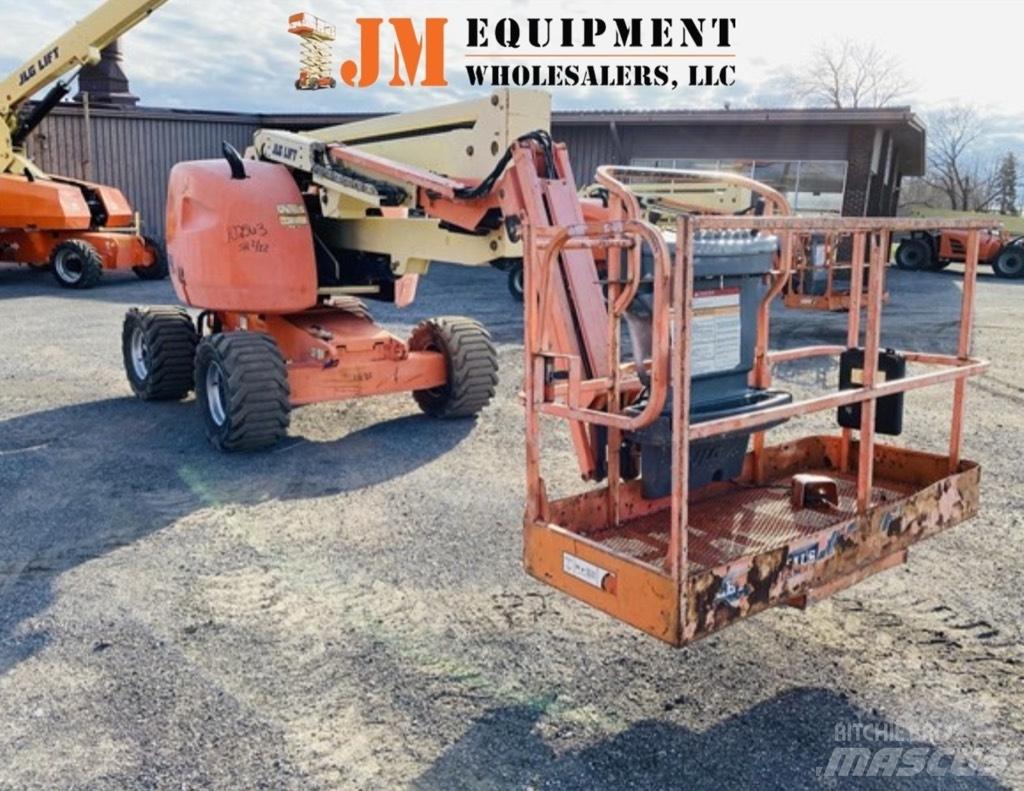 JLG 450 AJ Bomliftar