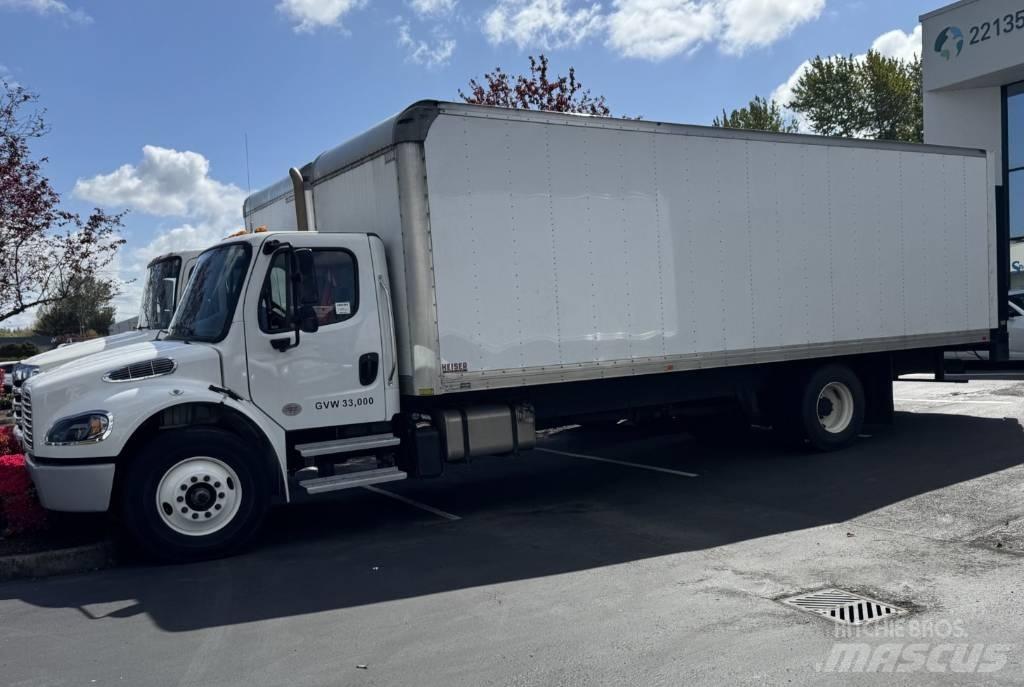Freightliner M2 Skåpbilar