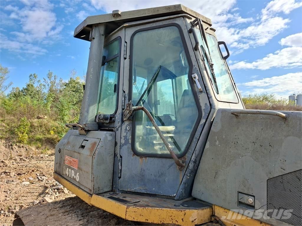 Komatsu D41P-6 Entreprenad - Övrigt