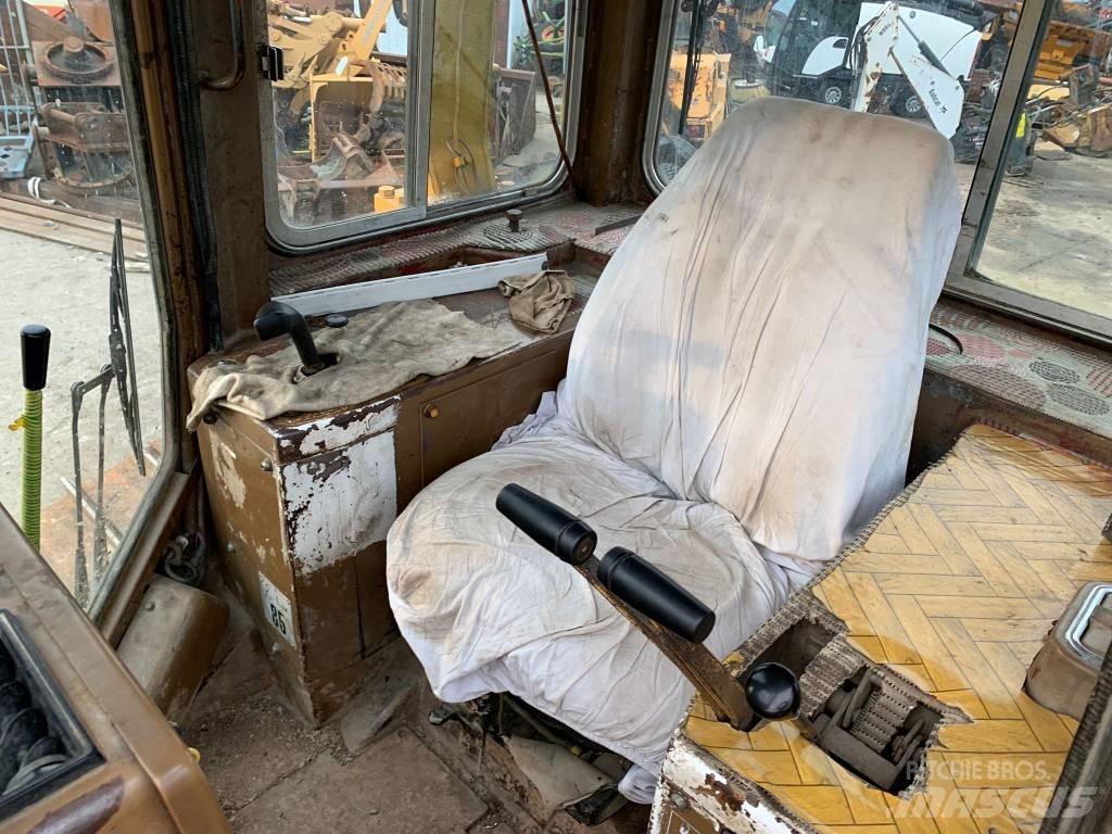 CAT D 4 H LGP II Bandschaktare
