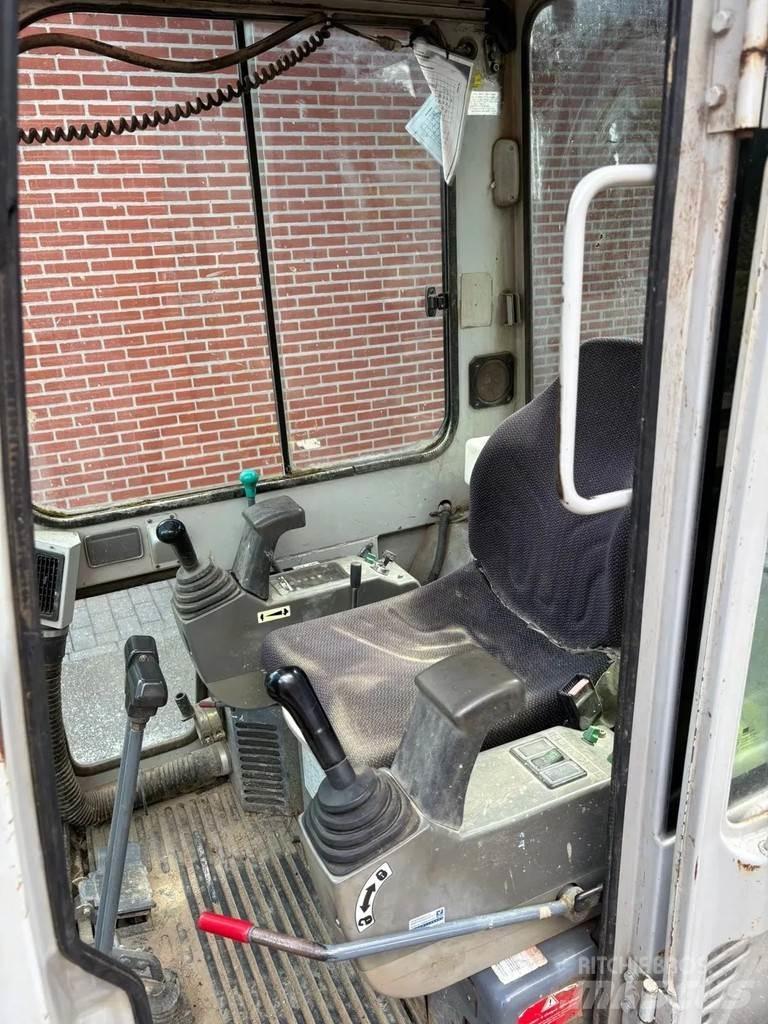 Takeuchi TB 016 Minigrävare < 7t