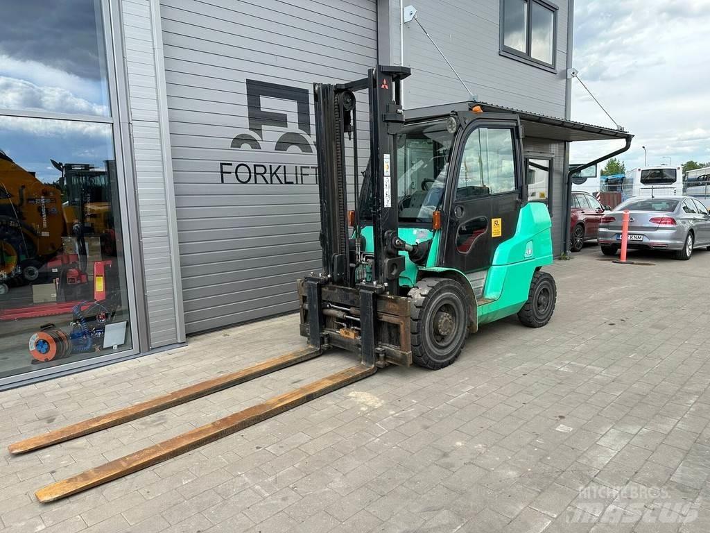 Mitsubishi FD40N Dieselmotviktstruckar