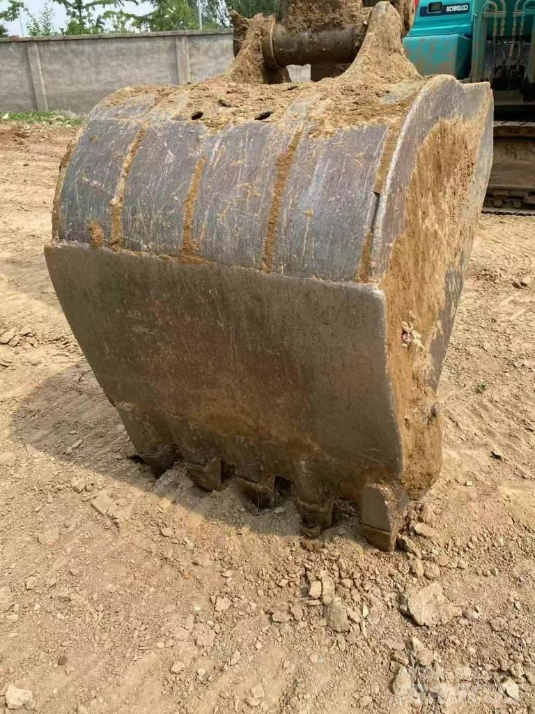 Kobelco SK140 Bandgrävare