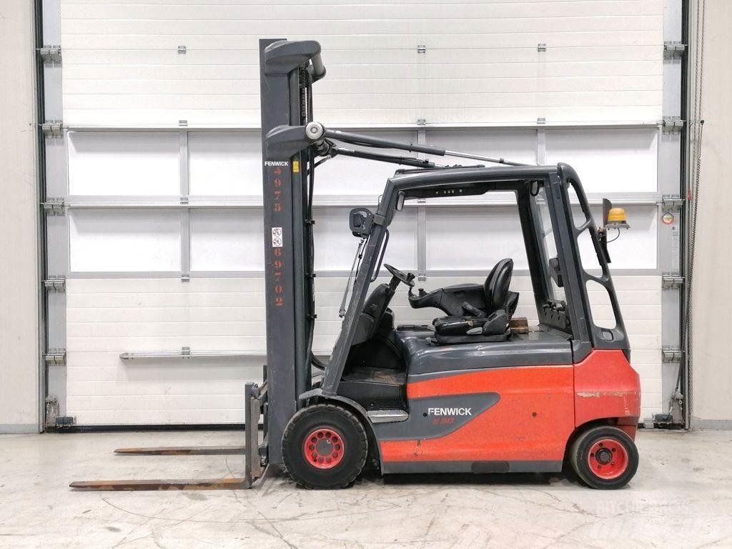 Linde E30L-01 Elmotviktstruckar