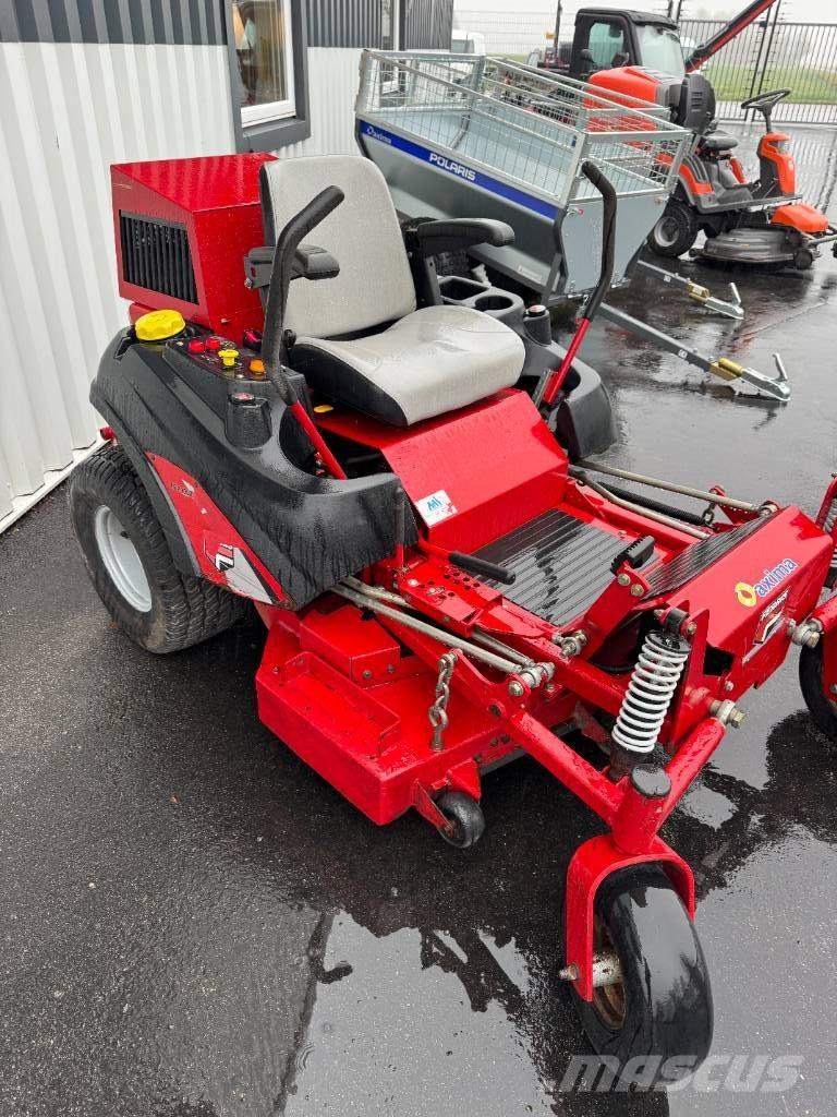 Ferris IS 2000 Z Riding mowers