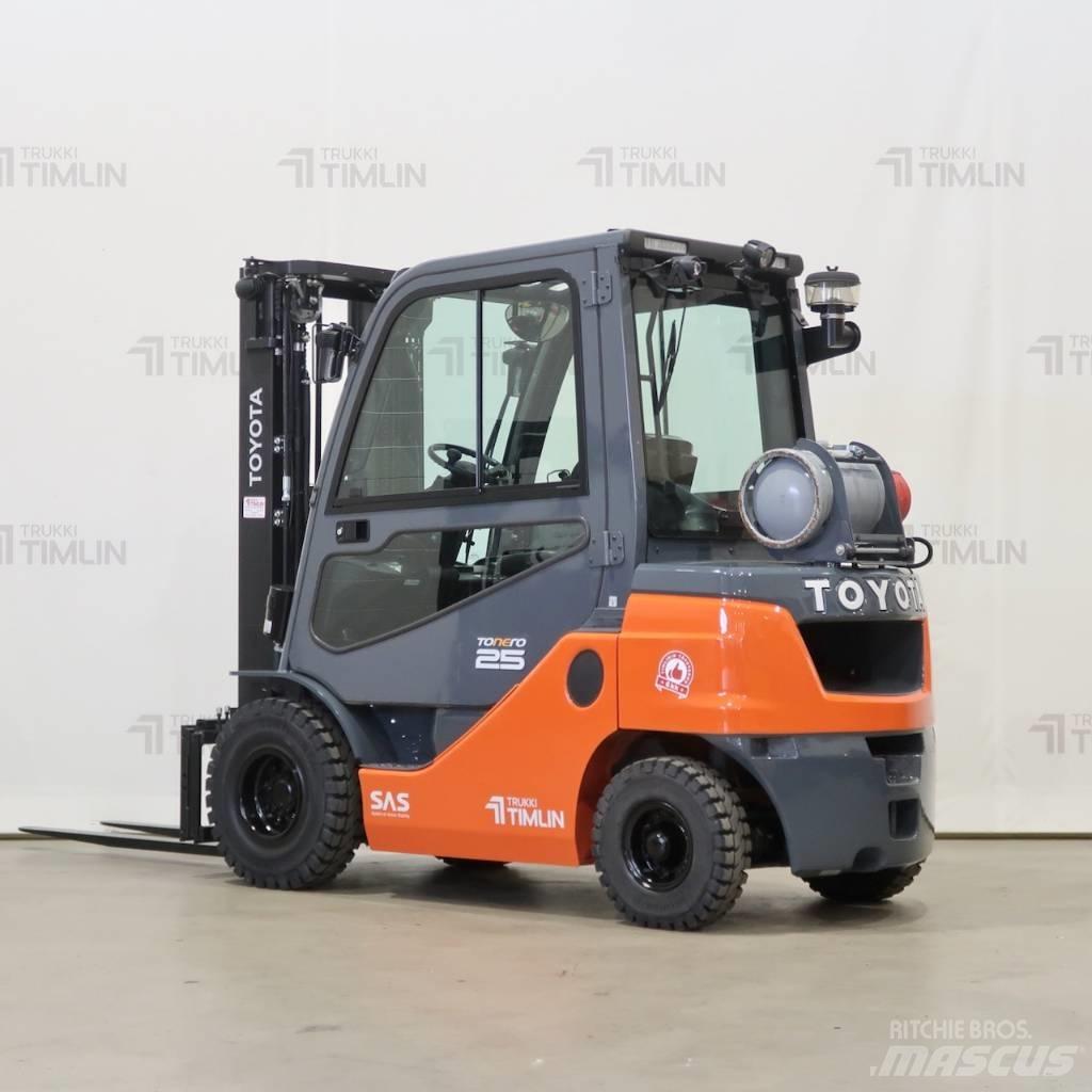 Toyota 02-8FGF25 Gasolmotviktstruckar