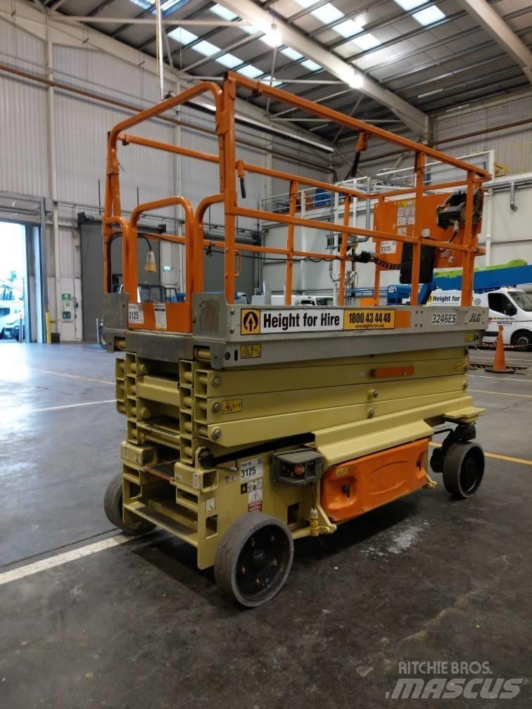JLG ES 3246 Saxliftar