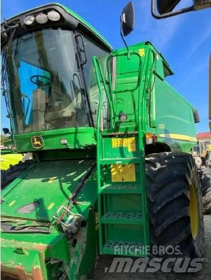 John Deere C 670 Skördetröskor