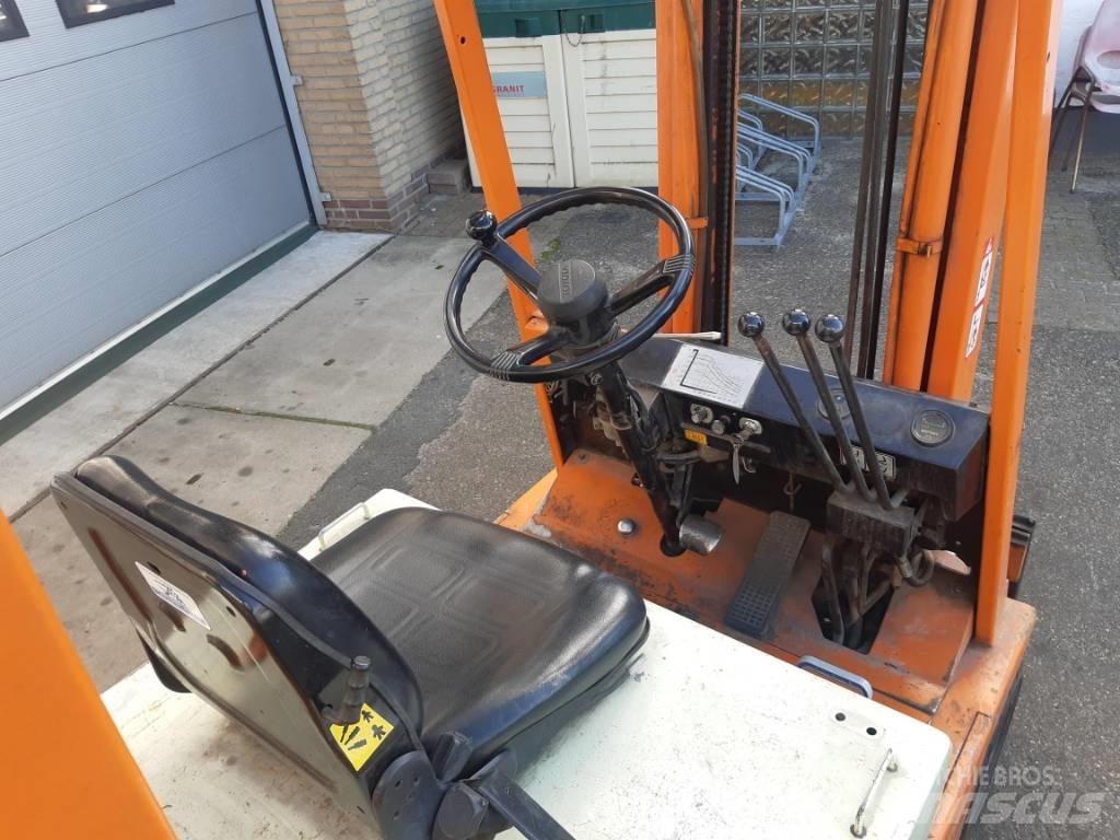 Toyota 2 FBE 18 Elmotviktstruckar