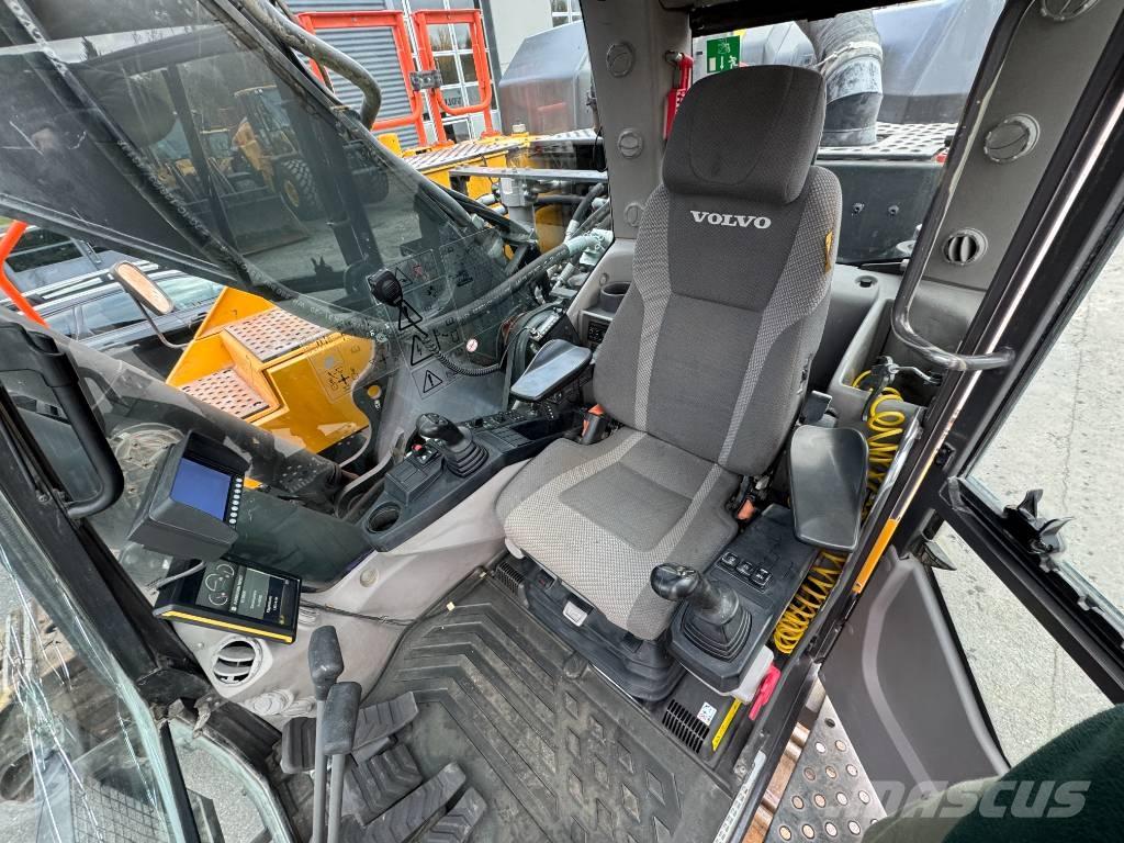 Volvo EC 380 E Bandgrävare