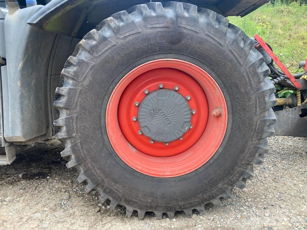 CLAAS XERION 4500 VC Traktorer