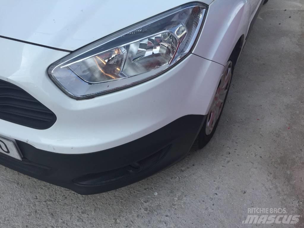Ford Courier Lätta lastbilar
