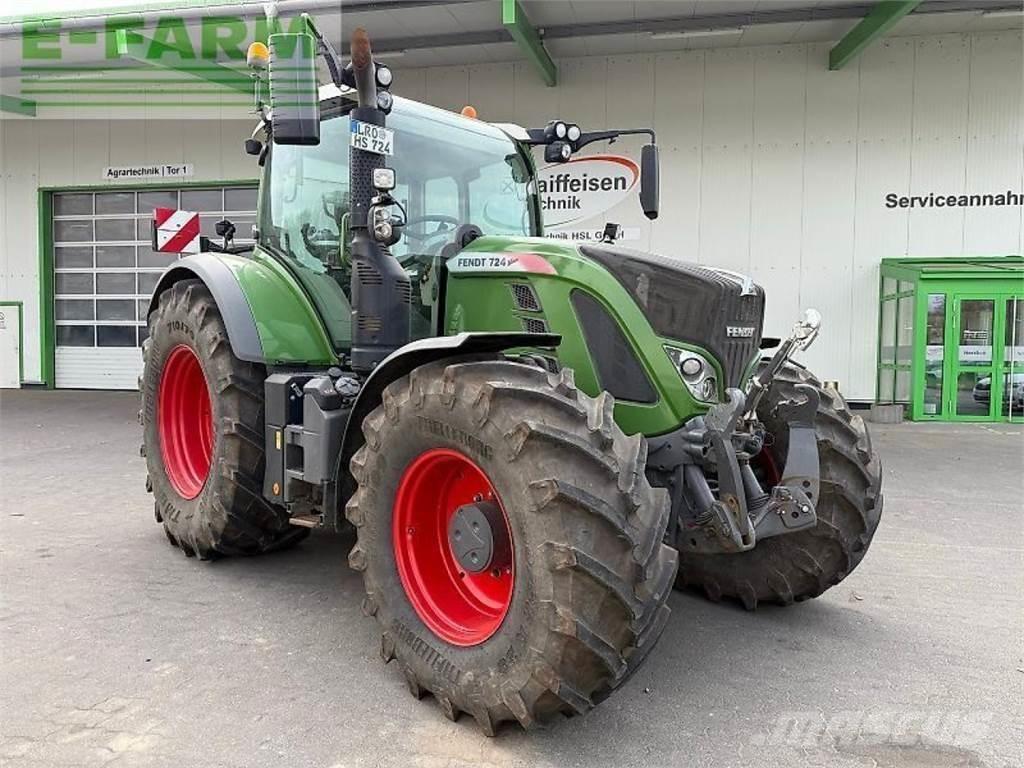 Fendt 724 vario s4 Traktorer