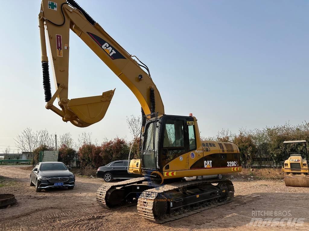 CAT 320 C L Bandgrävare