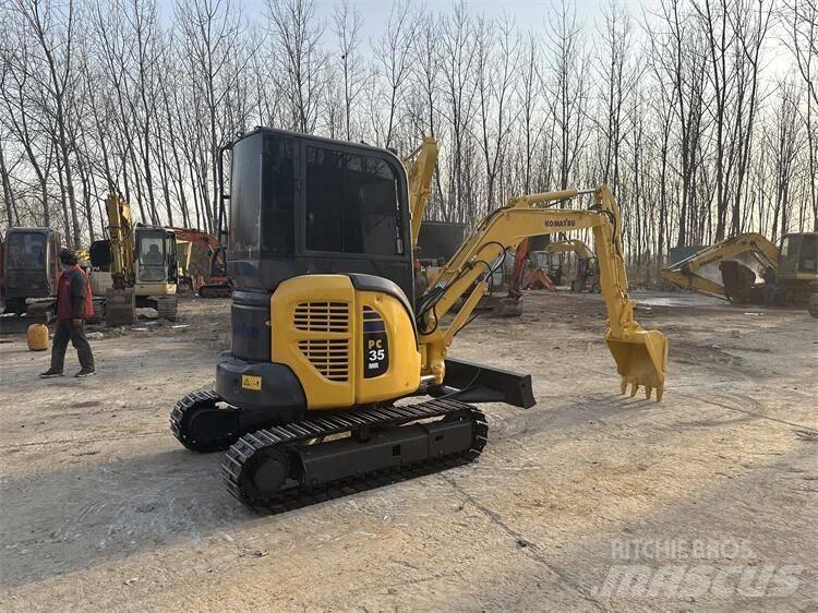 Komatsu PC35 Minigrävare < 7t
