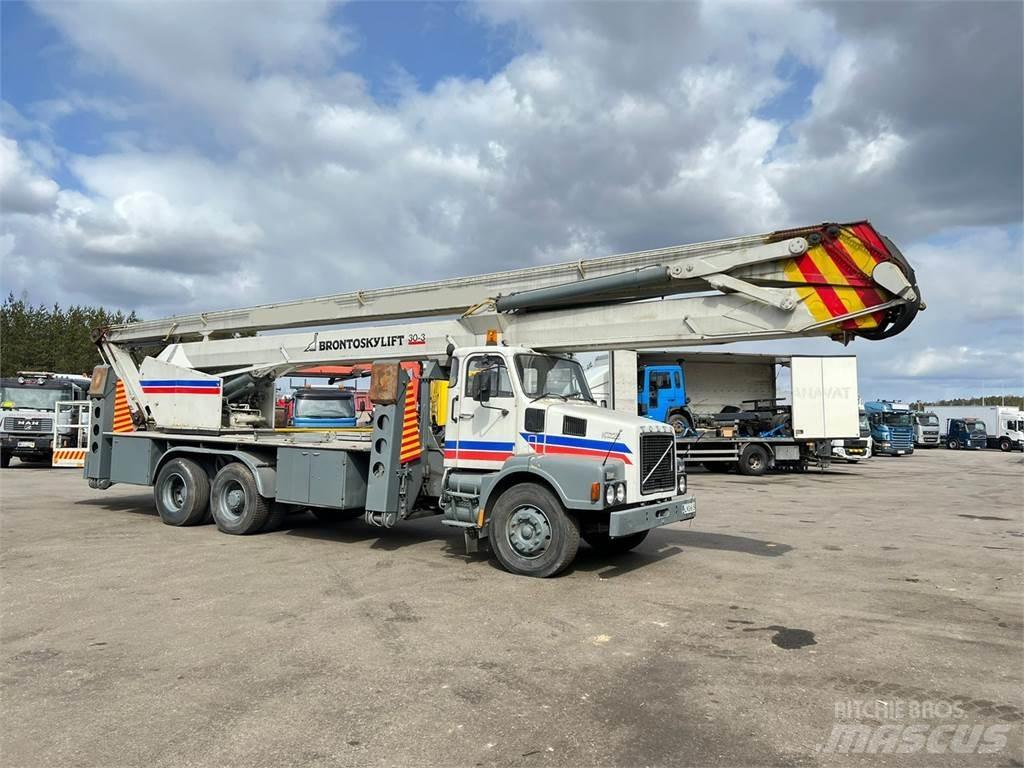 Volvo N12-1-V-6X2 Kranbilar