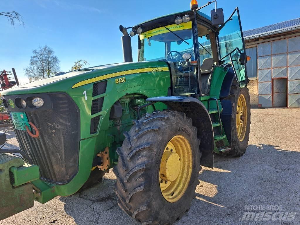 John Deere 8130 Traktorer
