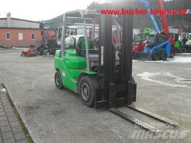 Cesab M 325 G Gasolmotviktstruckar