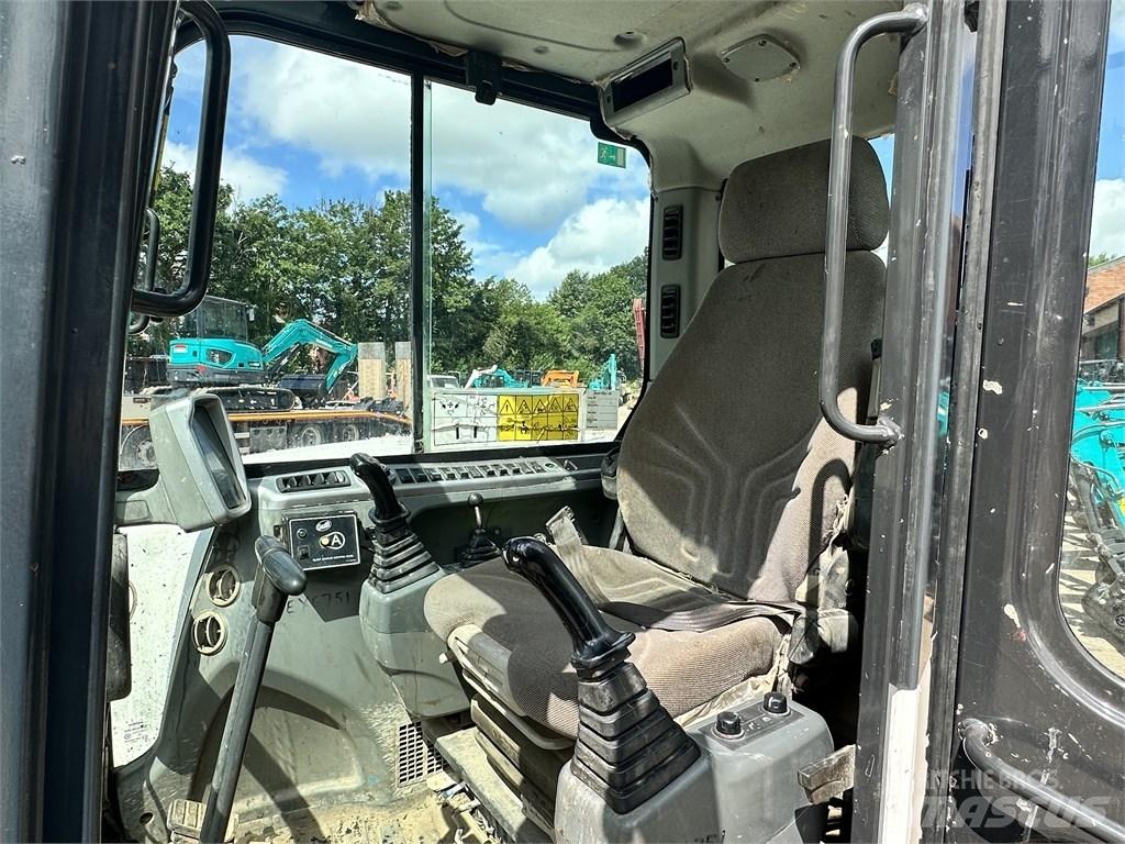 Bobcat E80 Minigrävare < 7t