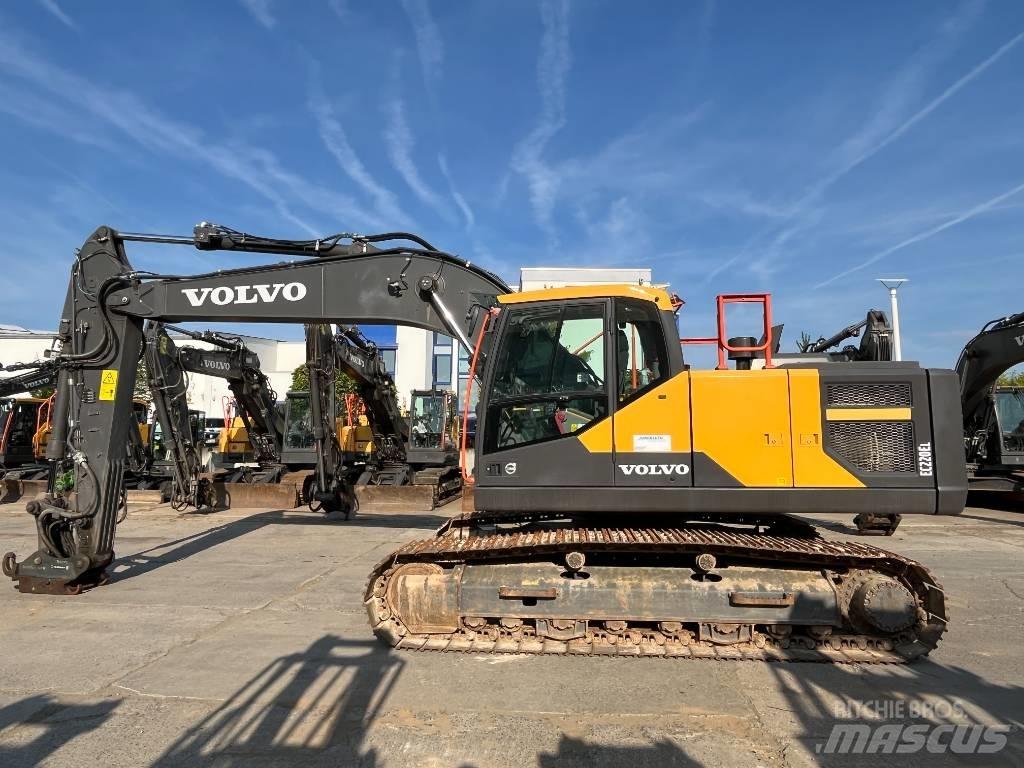 Volvo EC220EL Bandgrävare