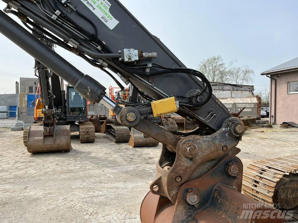Volvo EC 220 E Bandgrävare