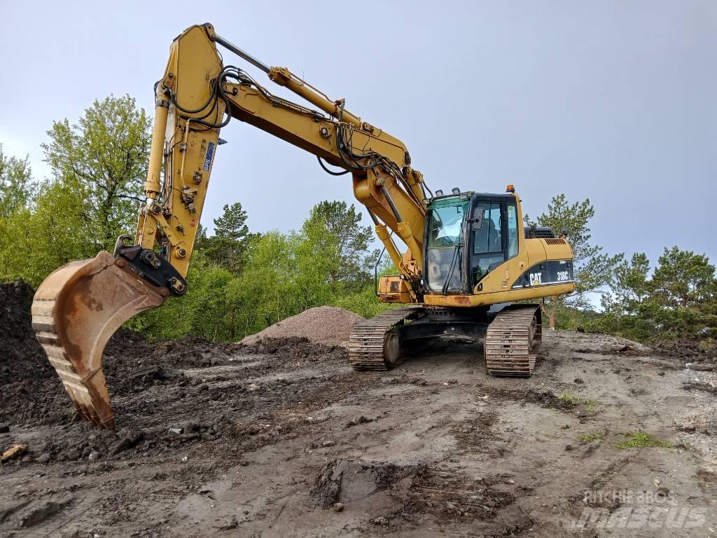 CAT 318 C L Bandgrävare