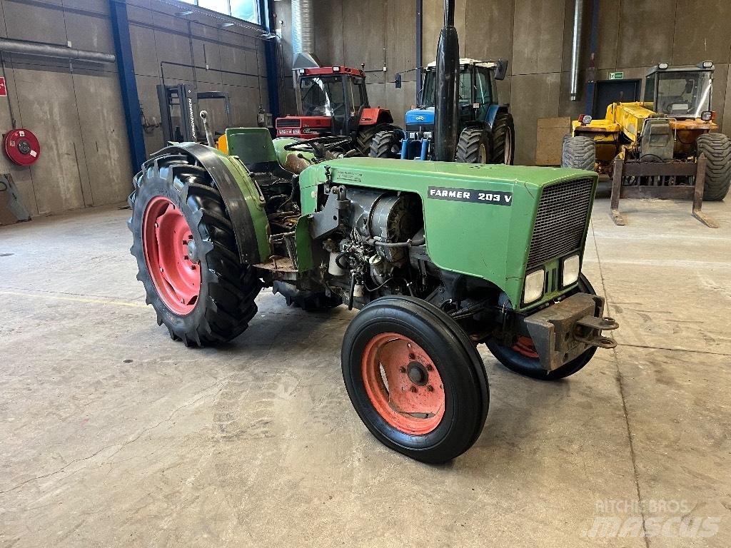 Fendt 203 Traktorer