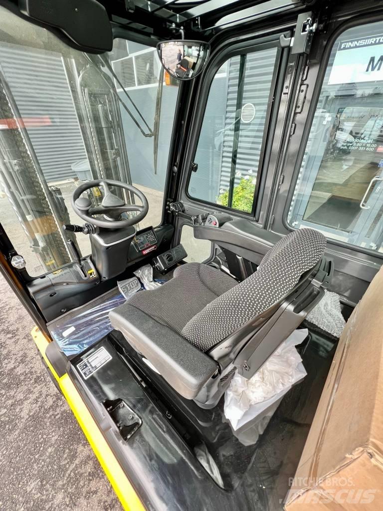Hyundai 35B-9U Elmotviktstruckar
