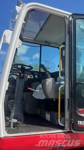 Takeuchi TB295W Hjulgrävare