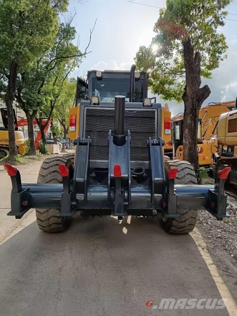 XCMG GR 2153 Väghyvlar