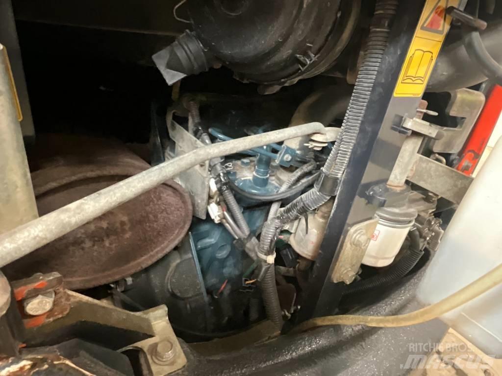 Kubota U 27-4 Minigrävare < 7t