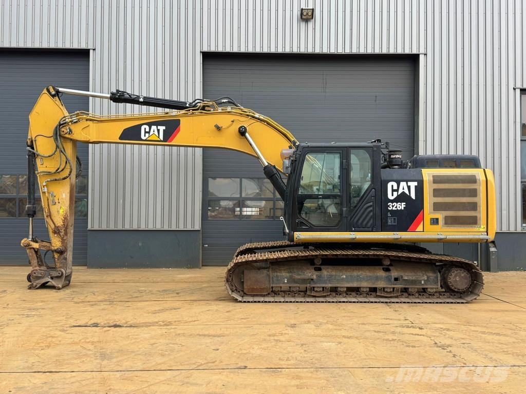 CAT 326F L Bandgrävare