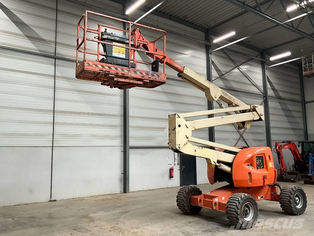 JLG 450 AJ Bomliftar