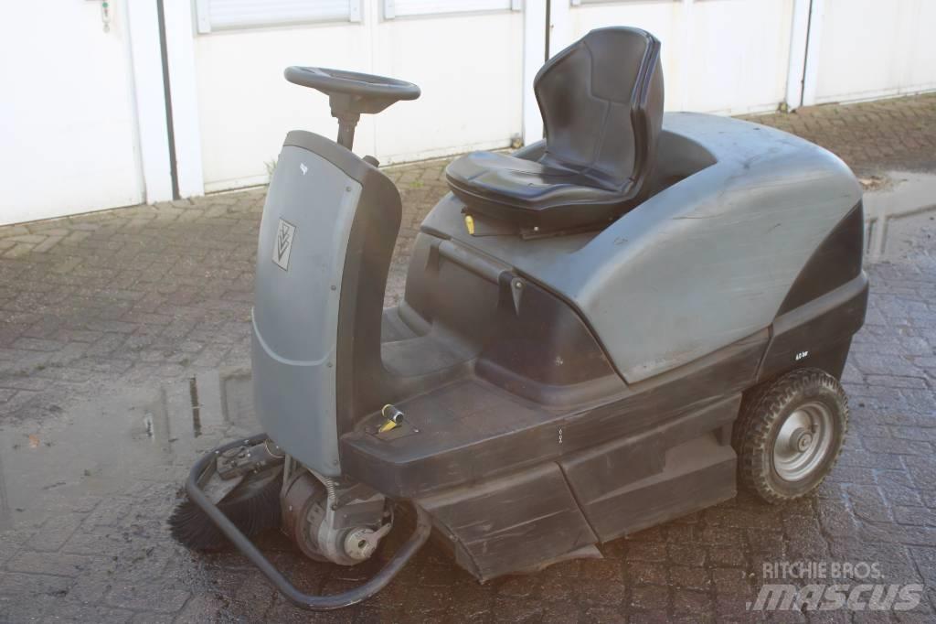 Kärcher KM 100/100 Sopmaskiner