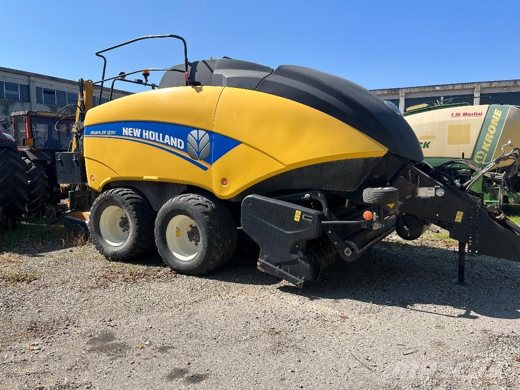 New Holland 1290 Fyrkantspressar