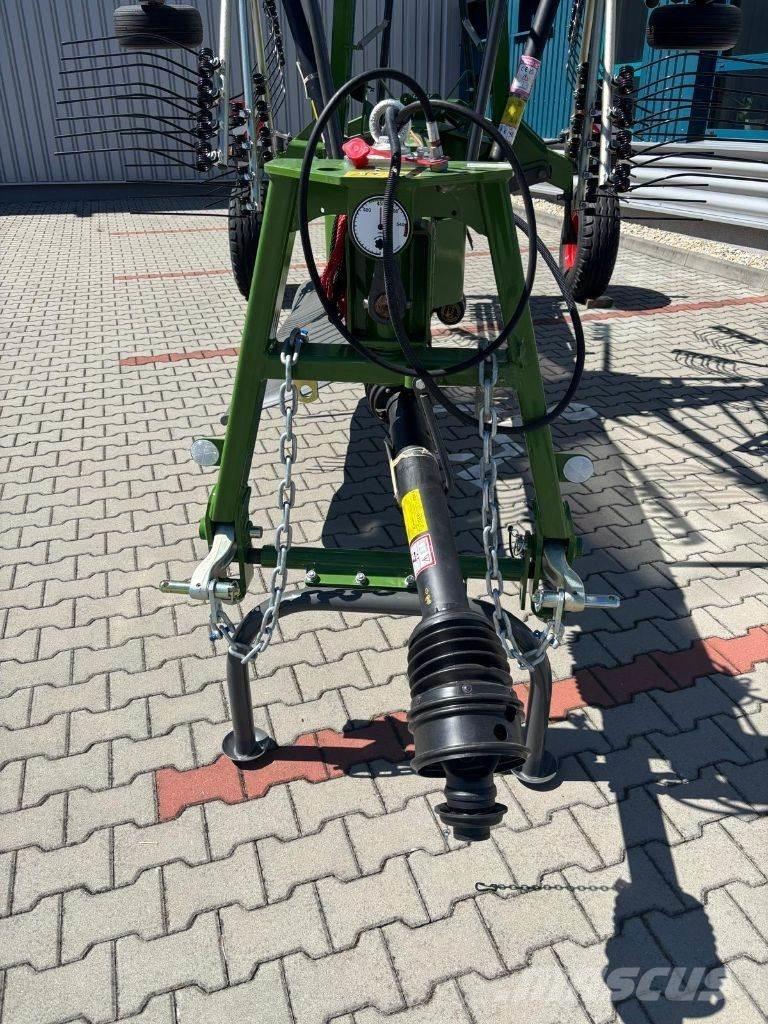 Fendt Former 801 Vändare och luftare