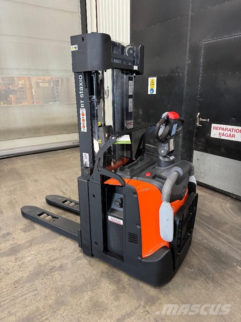 Toyota SPE140L Staplare-led