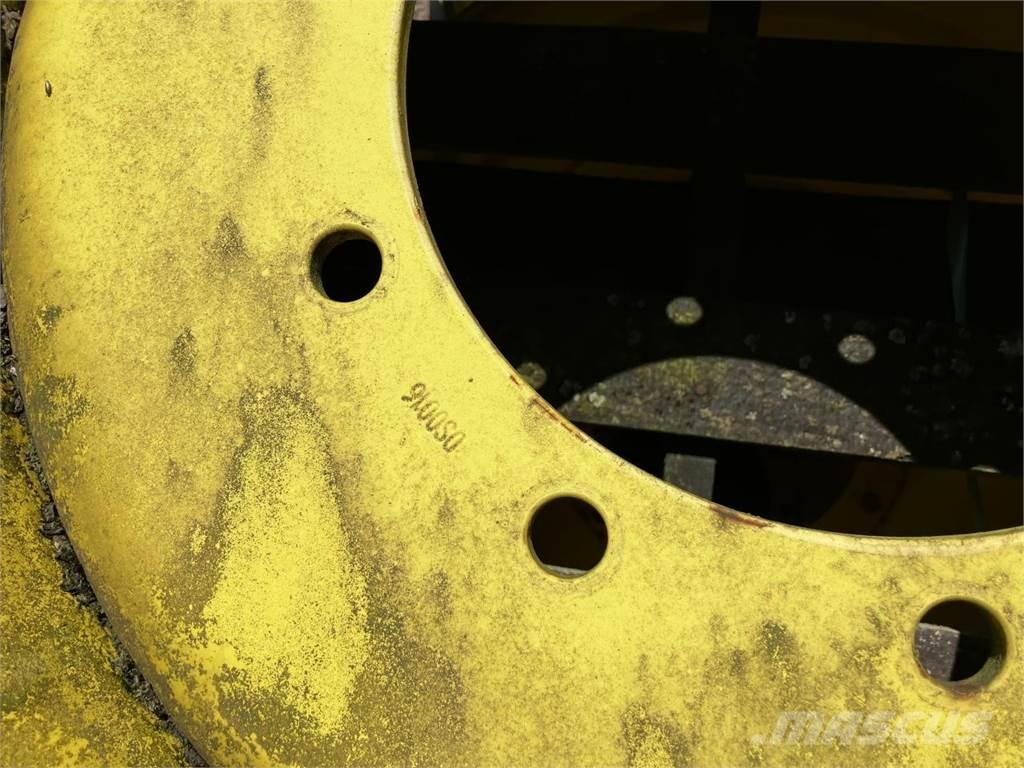 John Deere 18x28 Däck, hjul och fälgar