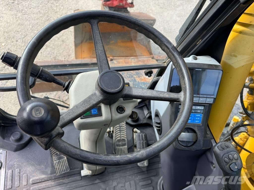 Komatsu PW 148-8 Hjulgrävare