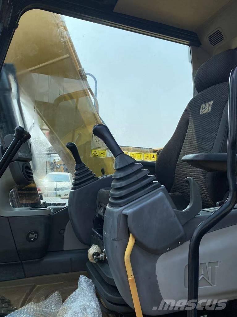 CAT 313 D Bandgrävare