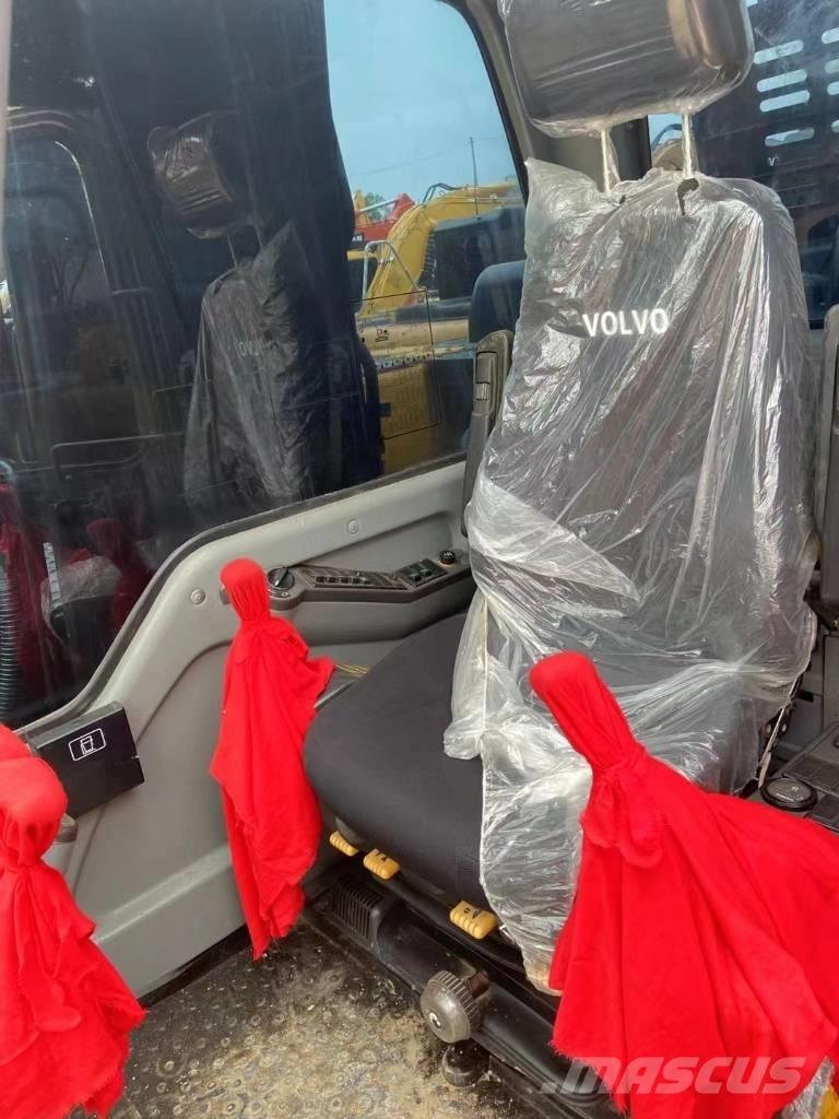Volvo EC210D Bandgrävare