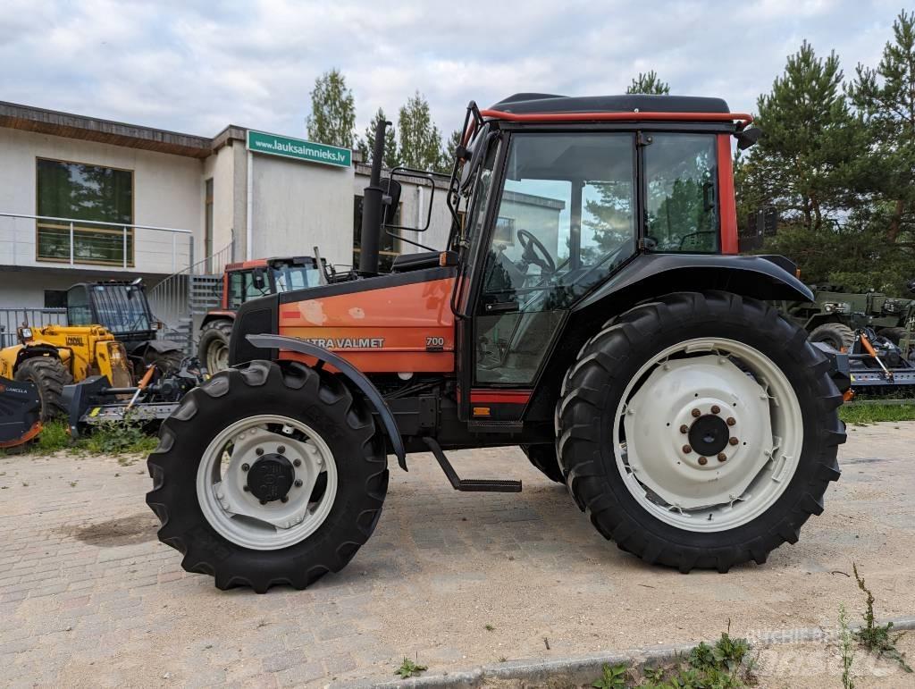 Valtra Valmet 700 Traktorer