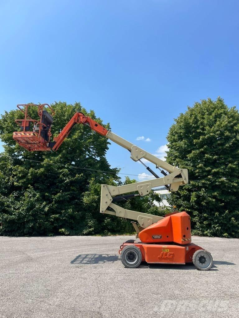 JLG E 400 AJPN Bomliftar