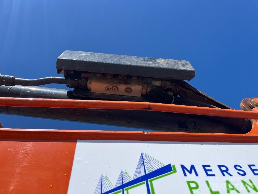 Hitachi ZX33U-6 Minigrävare < 7t