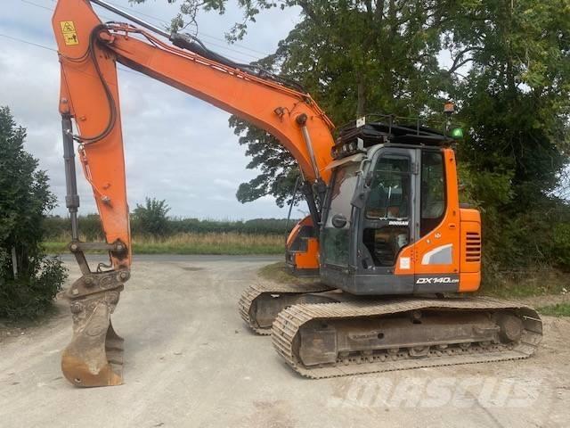 Doosan DX 140 LCR-5 Bandgrävare