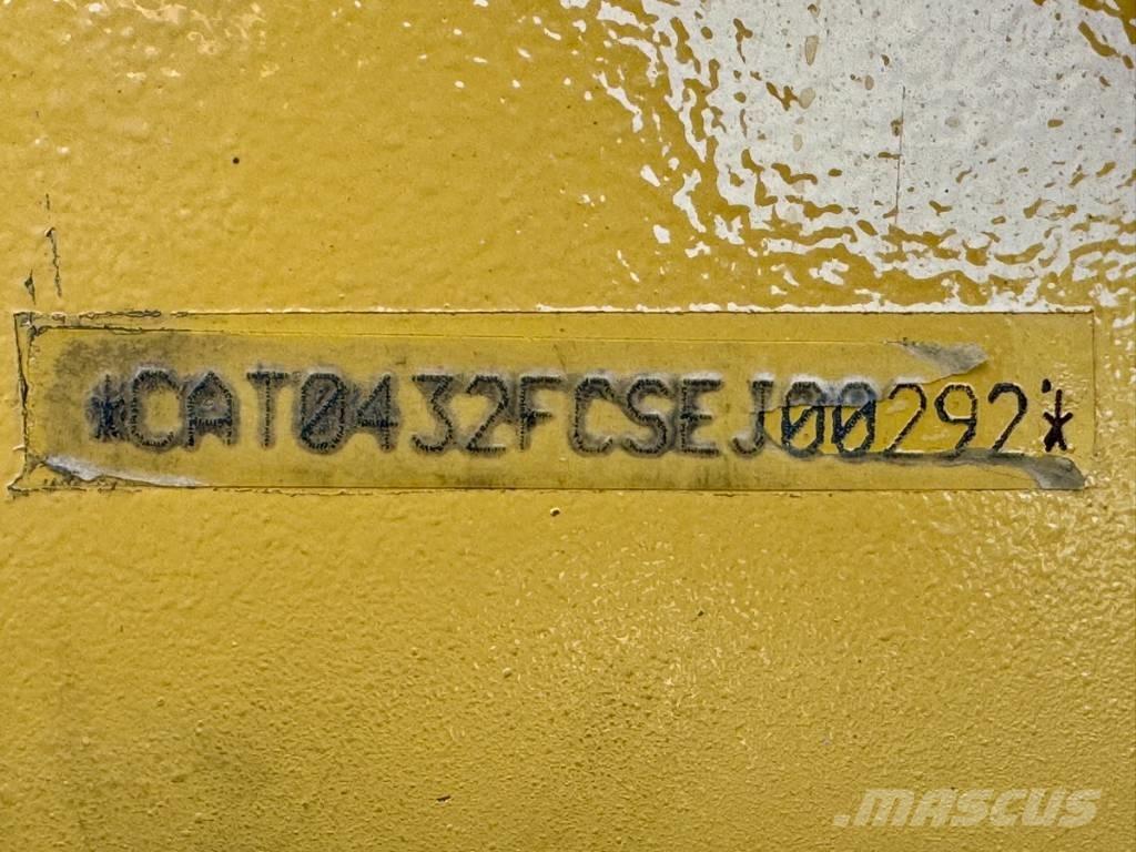 CAT 432 F Grävlastare