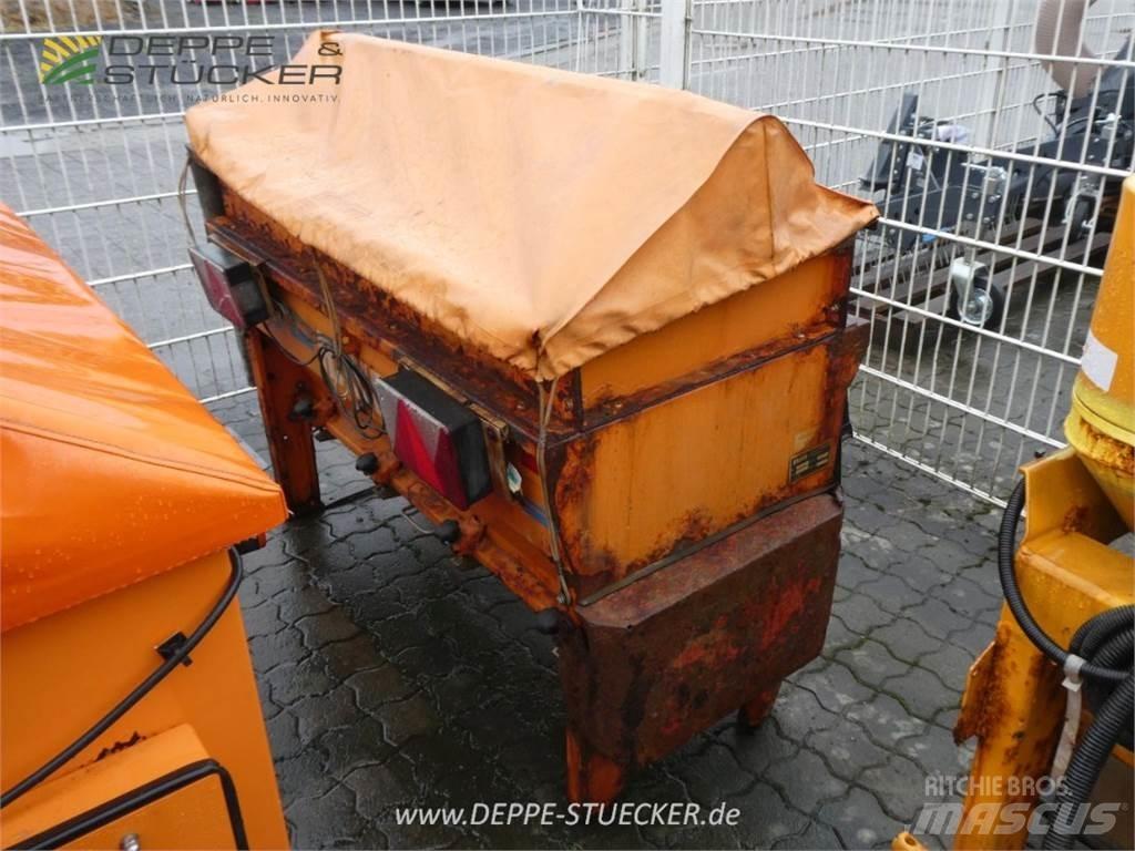 Rauch UKS 120 Sand- och saltspridare