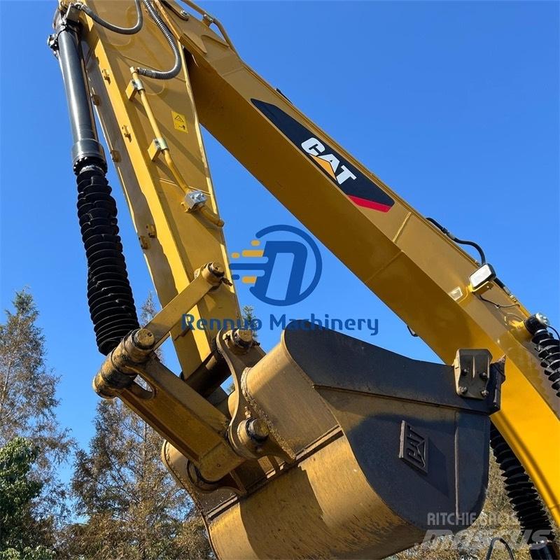 CAT 323D2 Bandgrävare
