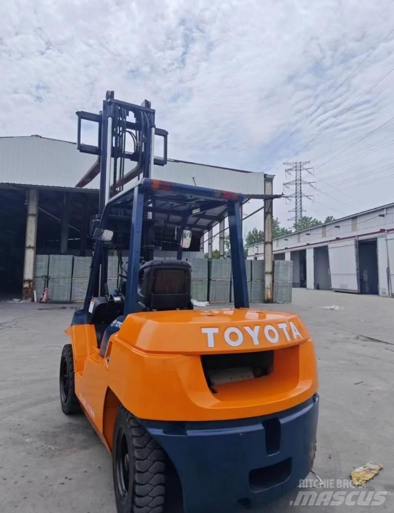 Toyota FD 50 Dieselmotviktstruckar